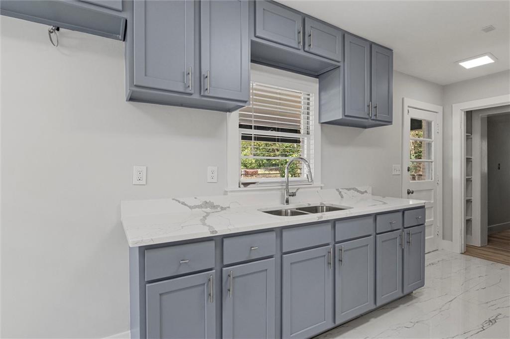 1808 Brewer Boulevard, Atlanta, Georgia image 12
