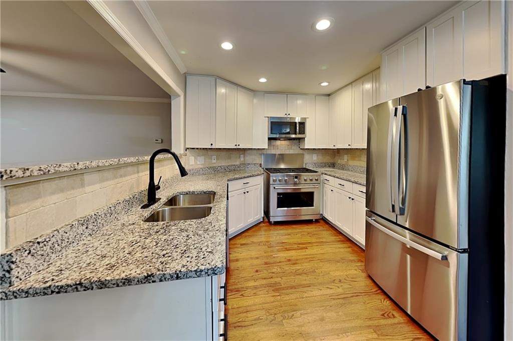 2427 Brookvine Lane