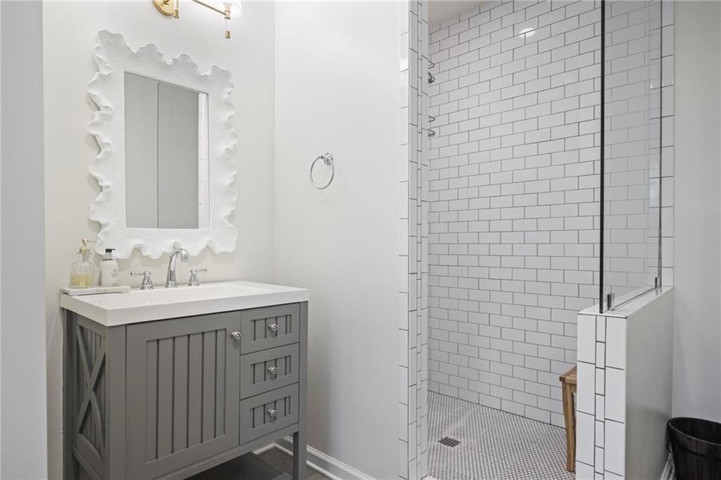 3251 Pinestream Road, Atlanta, Georgia image 32
