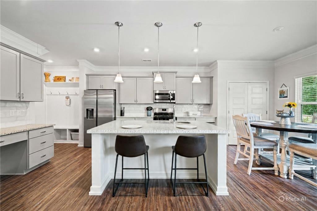 Lynwood - Residential