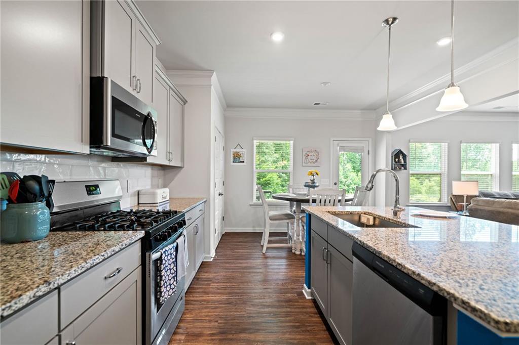 Lynwood - Residential