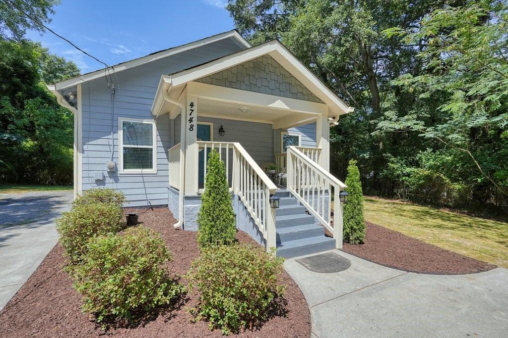 BEAUTIFUL home in HISTORIC DOWNTOWN ACWORTH! Golf cart district! Welcome home to your newly renovated retreat, perfectly positioned for the best of Acworth living! Inside, you will find a beautifully updated bright space with an open concept floor plan. The brand-new kitchen boasts sleek countertops and stainless steel appliances, while the cozy living area is perfect for relaxing after a day out. Both bathrooms have been completely refreshed with stylish fixtures and finishes. Home has been just been painted inside and out plus all new sod was just installed in the yard.
Spend weekends exploring the shores of Lakes Acworth and Allatoona or enjoying a sunny afternoon at Logan Farm Park, both are just minutes away. Whether you're a foodie, an outdoor enthusiast, or simply looking for a peaceful place to call home, this cottage delivers.