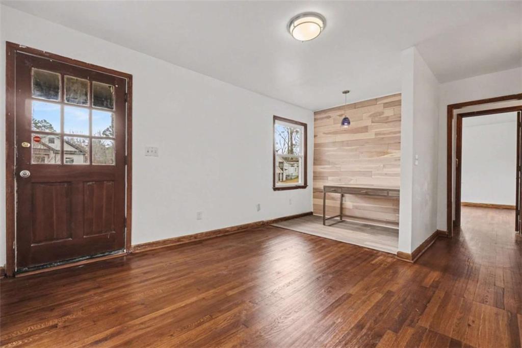 1233 Lockwood Drive