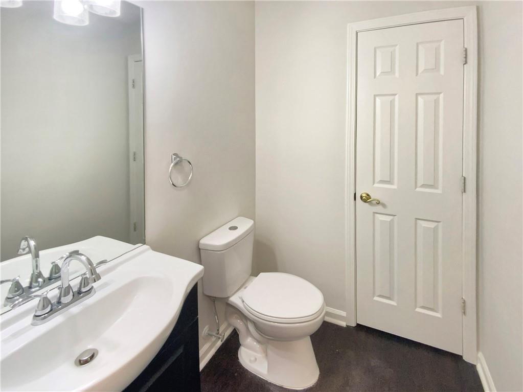 7045 Treeline Drive, Cumming, Georgia image 14