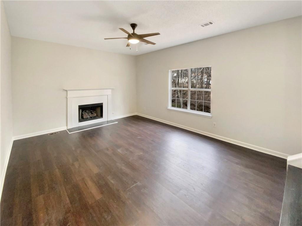 7045 Treeline Drive, Cumming, Georgia image 3