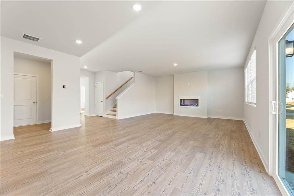 5587 Rosehall Place, Atlanta, Georgia image 18