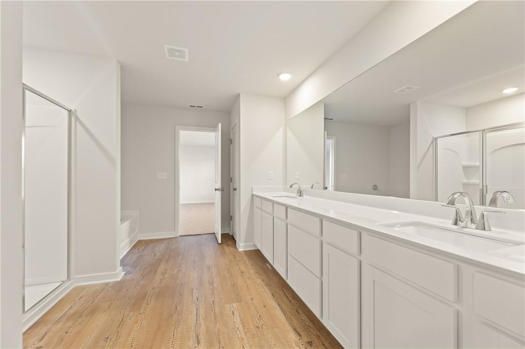 5587 Rosehall Place, Atlanta, Georgia image 21