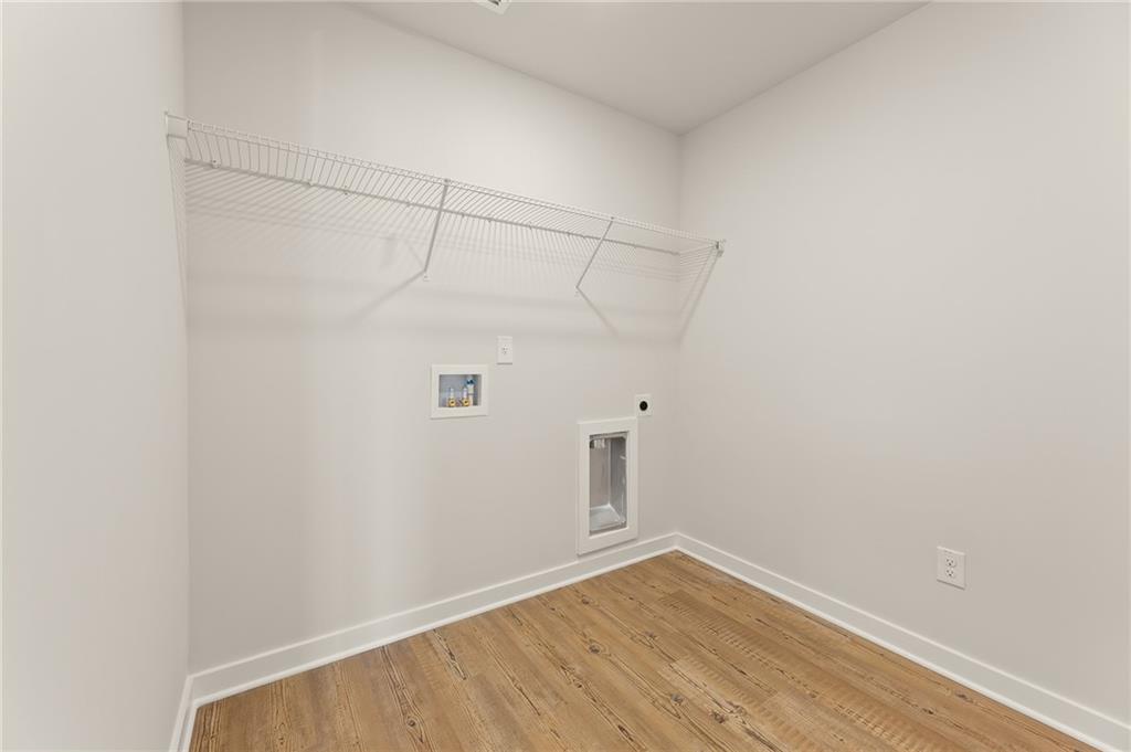 5587 Rosehall Place, Atlanta, Georgia image 25
