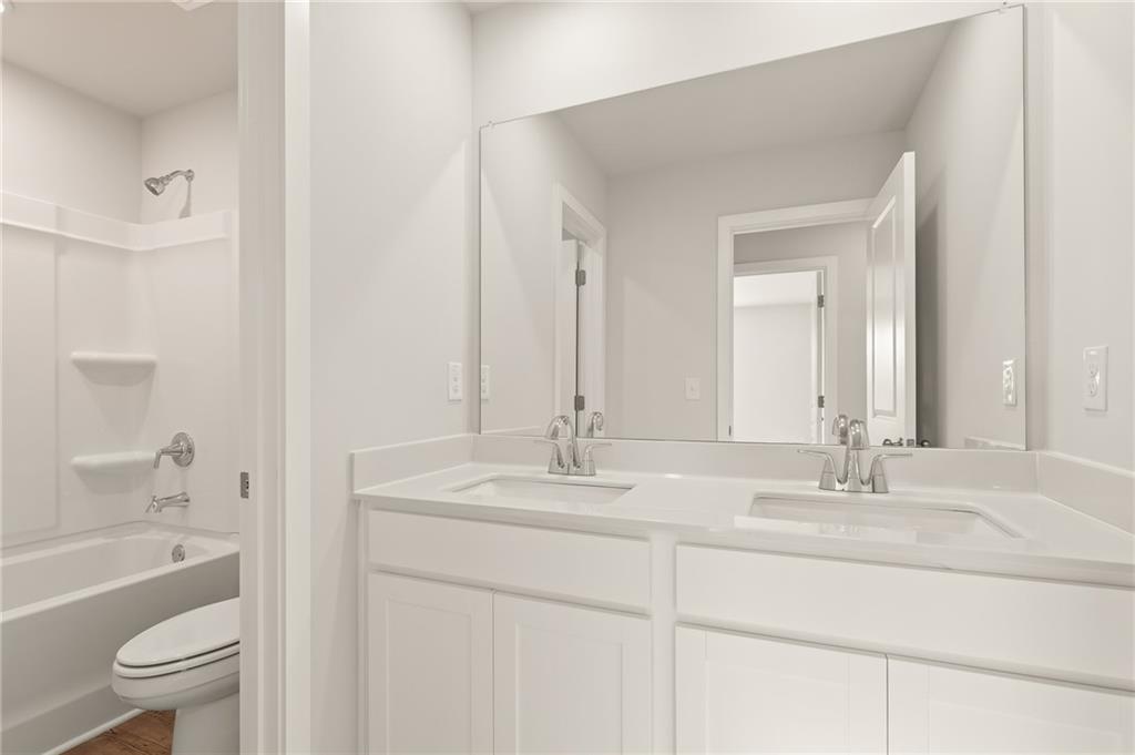 5587 Rosehall Place, Atlanta, Georgia image 27