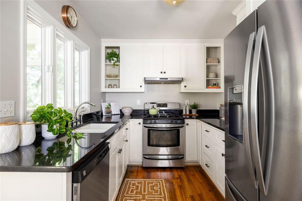 2406 Woodridge Drive