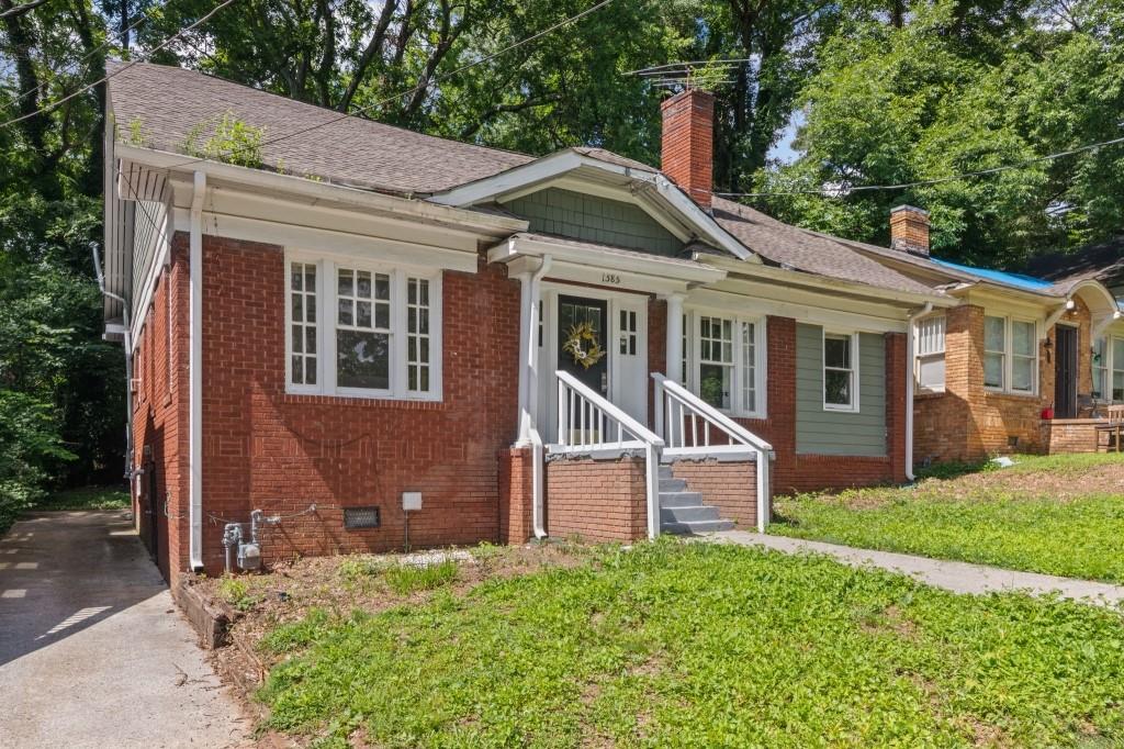 1585 Olympian Circle SW