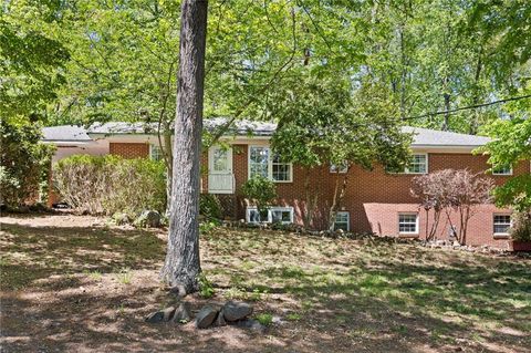 Photo of 58 Mt Calvary Road, Marietta, GA 30064 (MLS # 7754890)