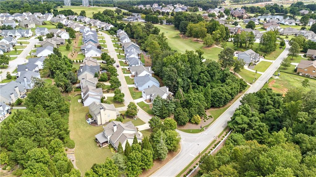 4016 Links Boulevard