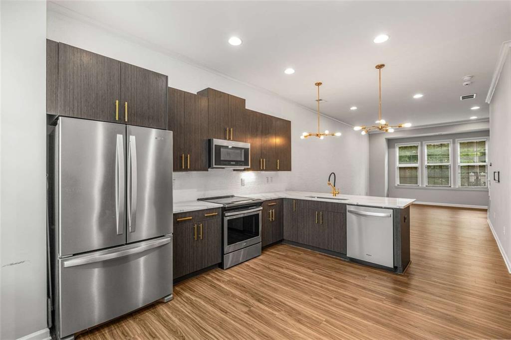 635 Broadview Place, Atlanta, Georgia image 6