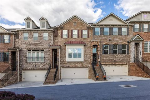 Townhouse For Rent - 1394 Doublegate Drive<br/> Dekalb County, Brookhaven, GA 30319