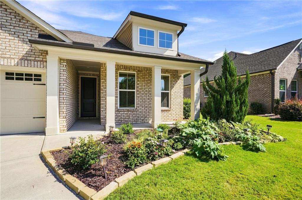 201 Floral Valley Drive