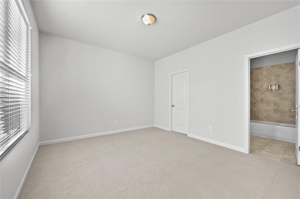 4362 White Spruce Alley, Doraville, Georgia image 7