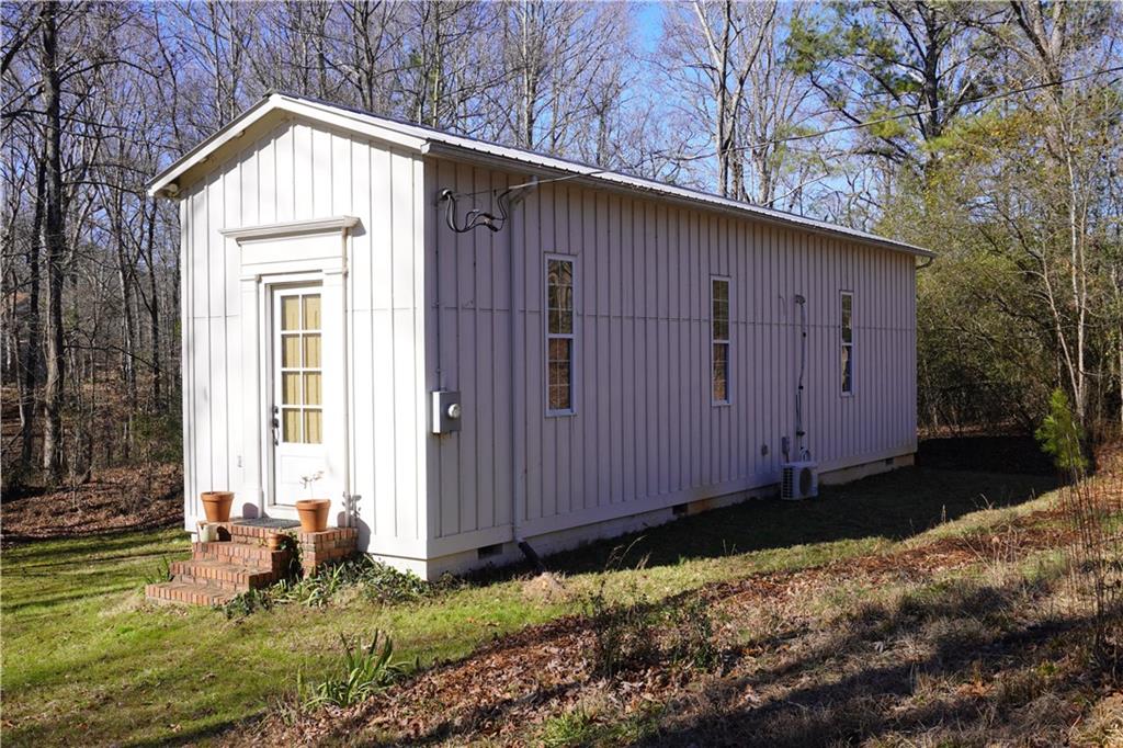 2038 Pine Valley Farm Road, Comer, Georgia image 1