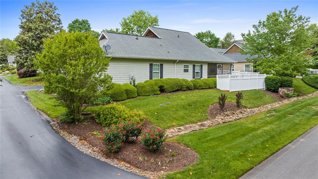 419 Long View Circle
