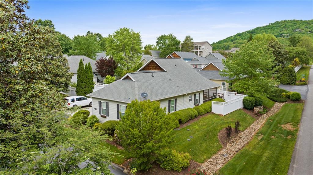 419 Long View Circle