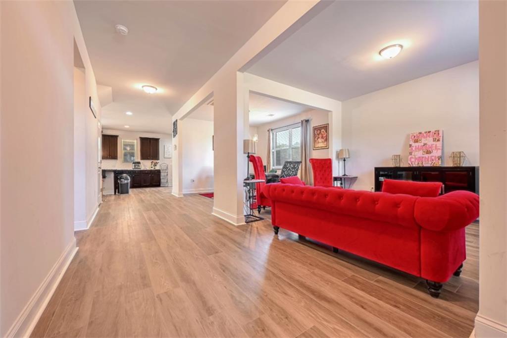 312 Amble Side