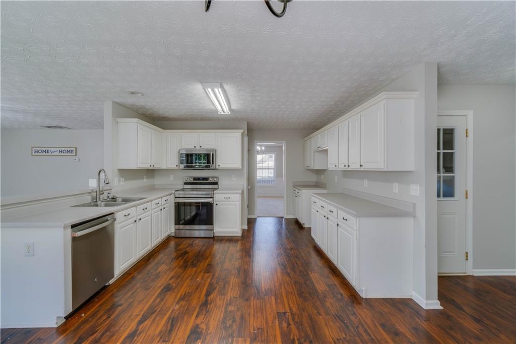 981 Charles Hall Drive, Dacula, Georgia image 10