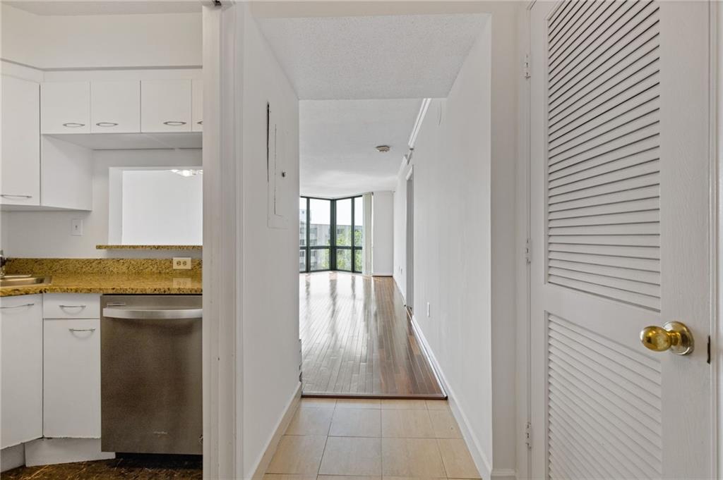 2870 Pharr Court S NW 1209