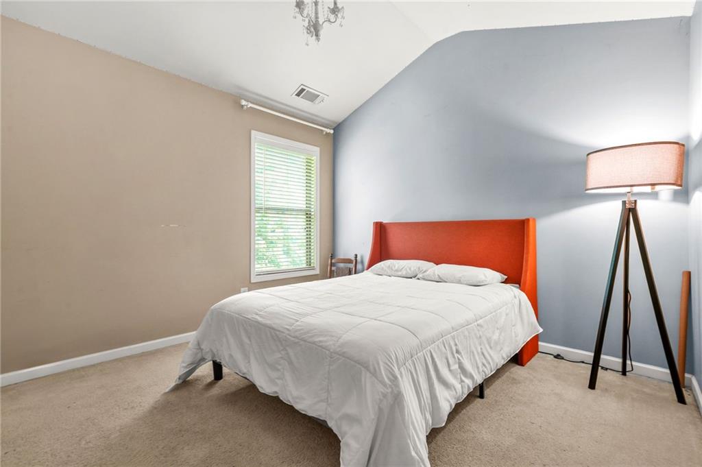 1326 Castleberry Drive, Buford, Georgia image 30