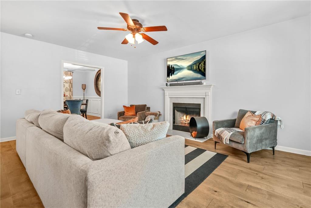 1326 Castleberry Drive