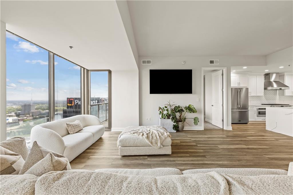 270 17th Street NW 3604