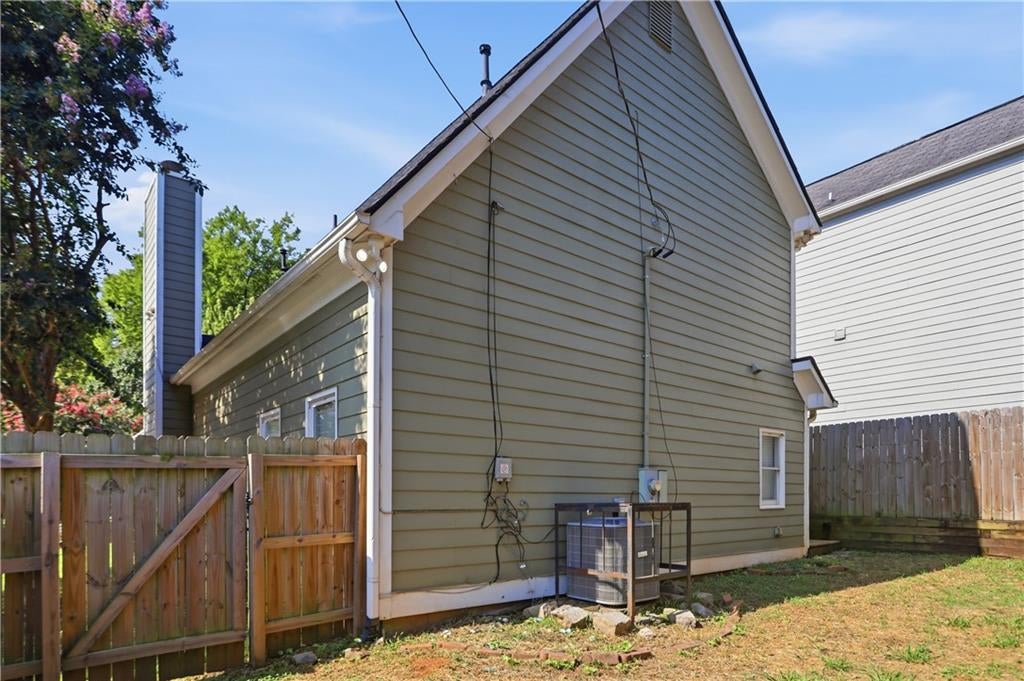 64 Bass Street SE