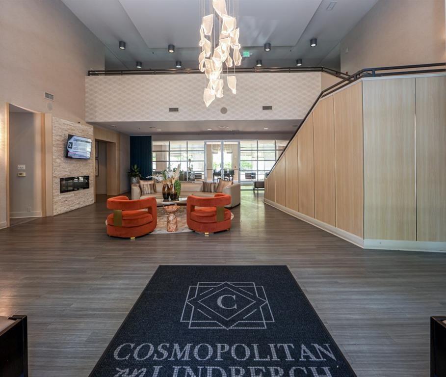 711 Cosmopolitan Drive NE 338