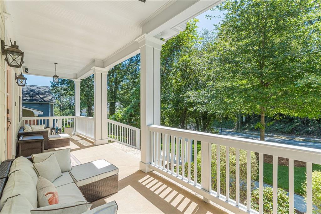 1002 Custer Avenue SE