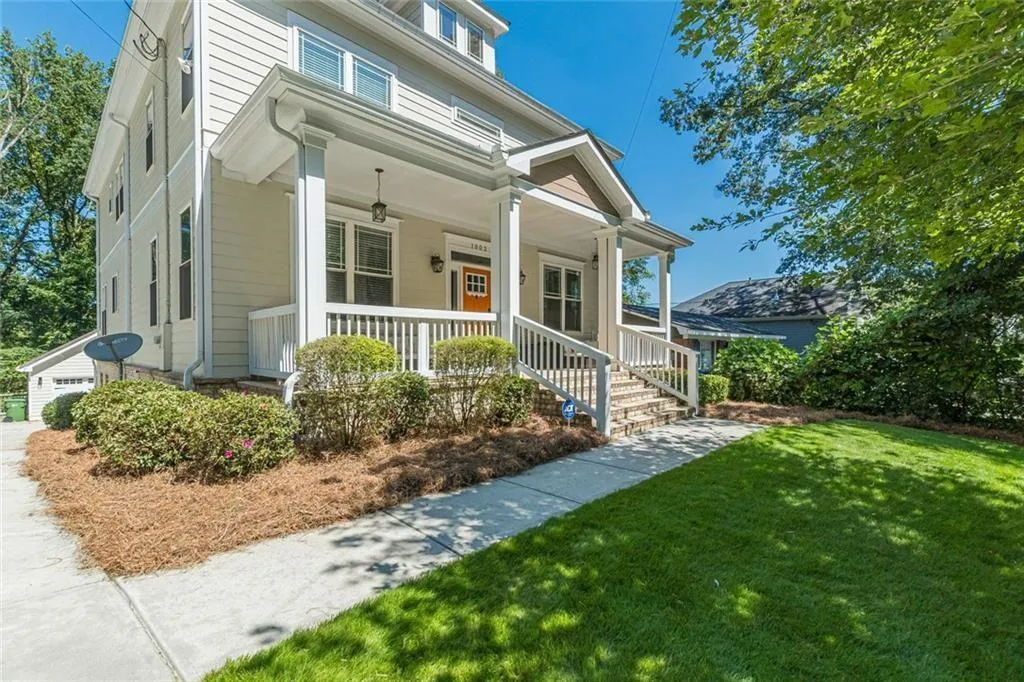 Atlanta, Georgia 30316, United States, 5 Bedrooms Bedrooms, ,4 BathroomsBathrooms,Residential,Pending,250957