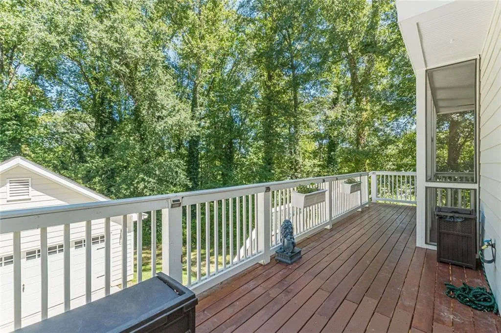 Atlanta, Georgia 30316, United States, 5 Bedrooms Bedrooms, ,4 BathroomsBathrooms,Residential,Pending,250957