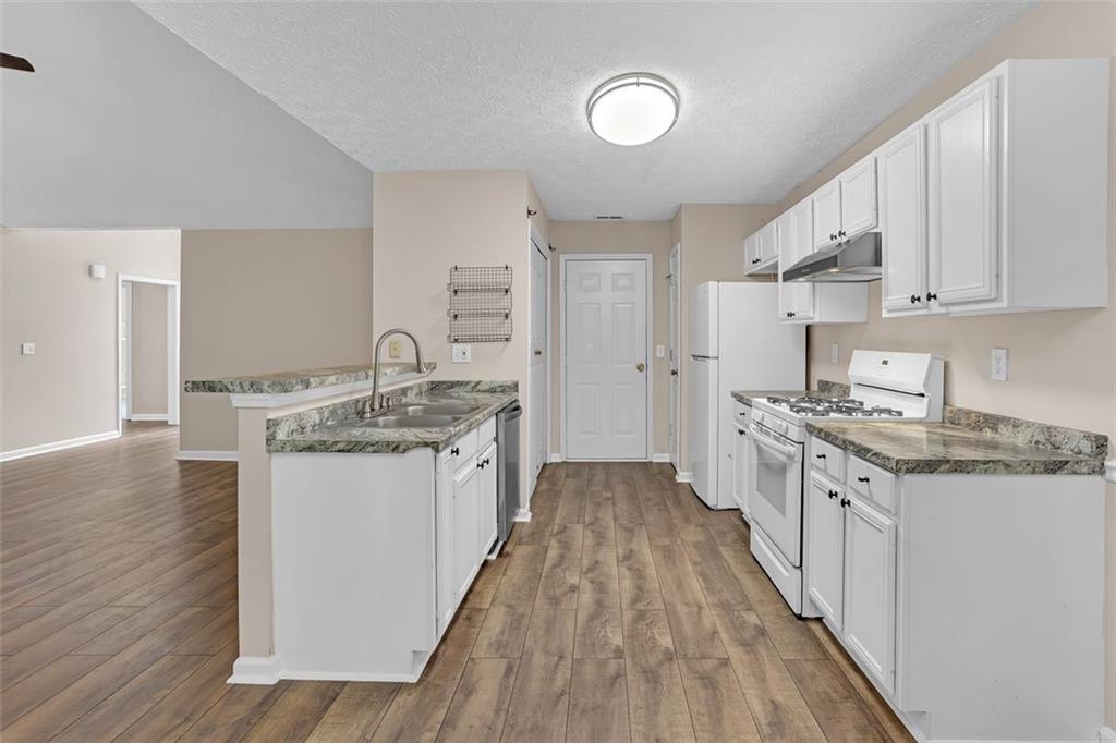 Cross Creek - Residential