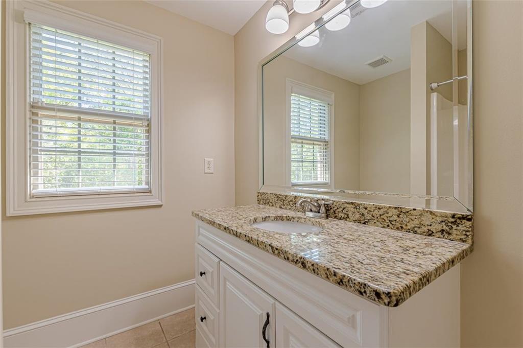 111 Forest Overlook Drive, Forsyth, Georgia image 23