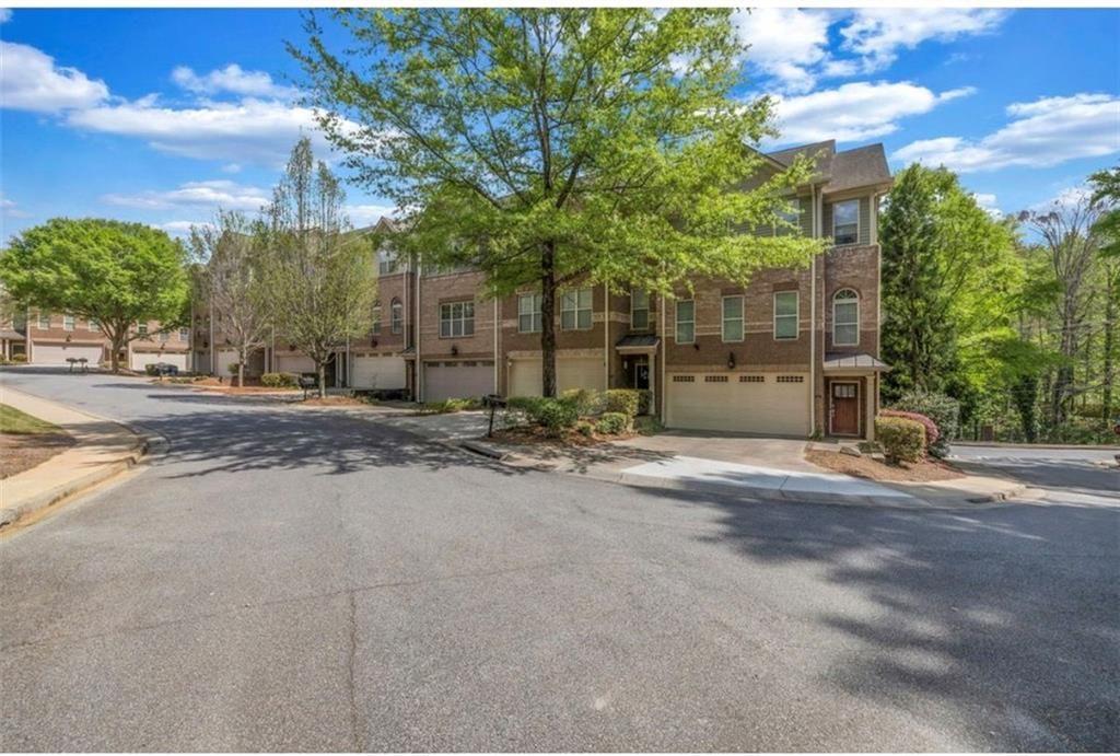 2481 Palladian Manor Way SE