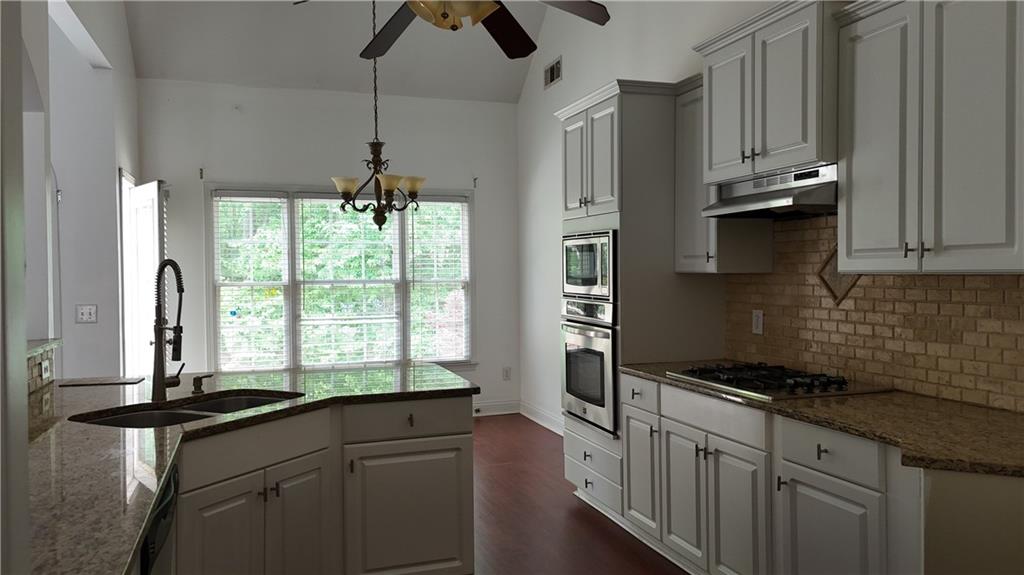 261 Graymist Path