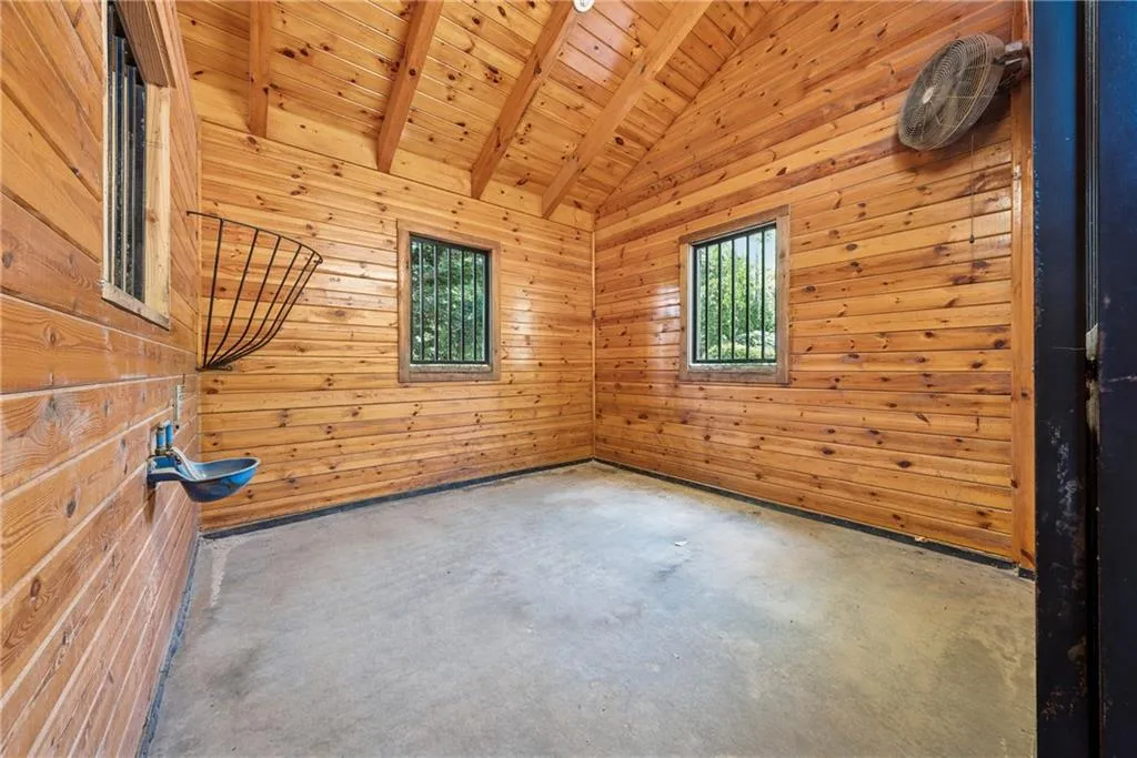 Marietta, Georgia 30066, United States, 6 Bedrooms Bedrooms, ,6 BathroomsBathrooms,Residential,Active,110480