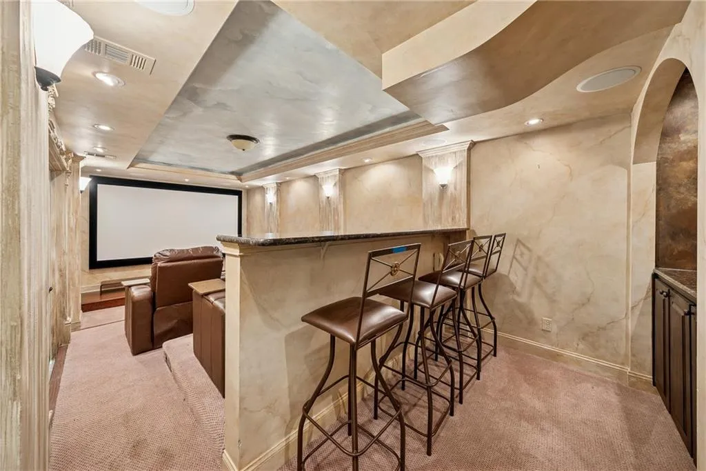 Marietta, Georgia 30066, United States, 6 Bedrooms Bedrooms, ,6 BathroomsBathrooms,Residential,Active,110480