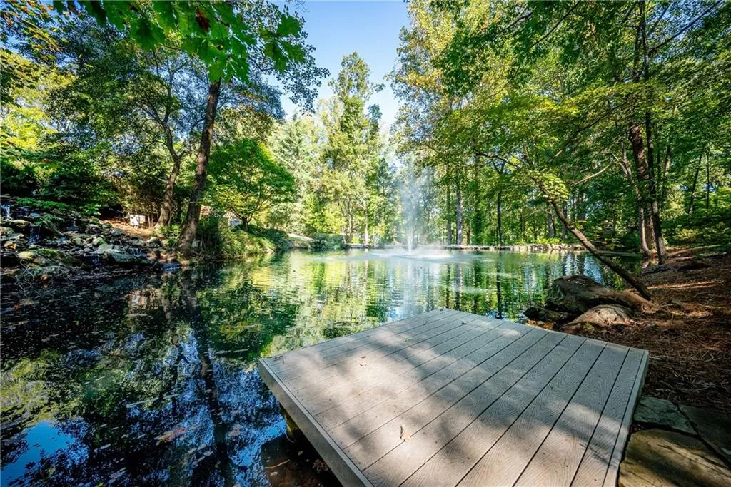 Marietta, Georgia 30066, United States, 6 Bedrooms Bedrooms, ,6 BathroomsBathrooms,Residential,Active,110480