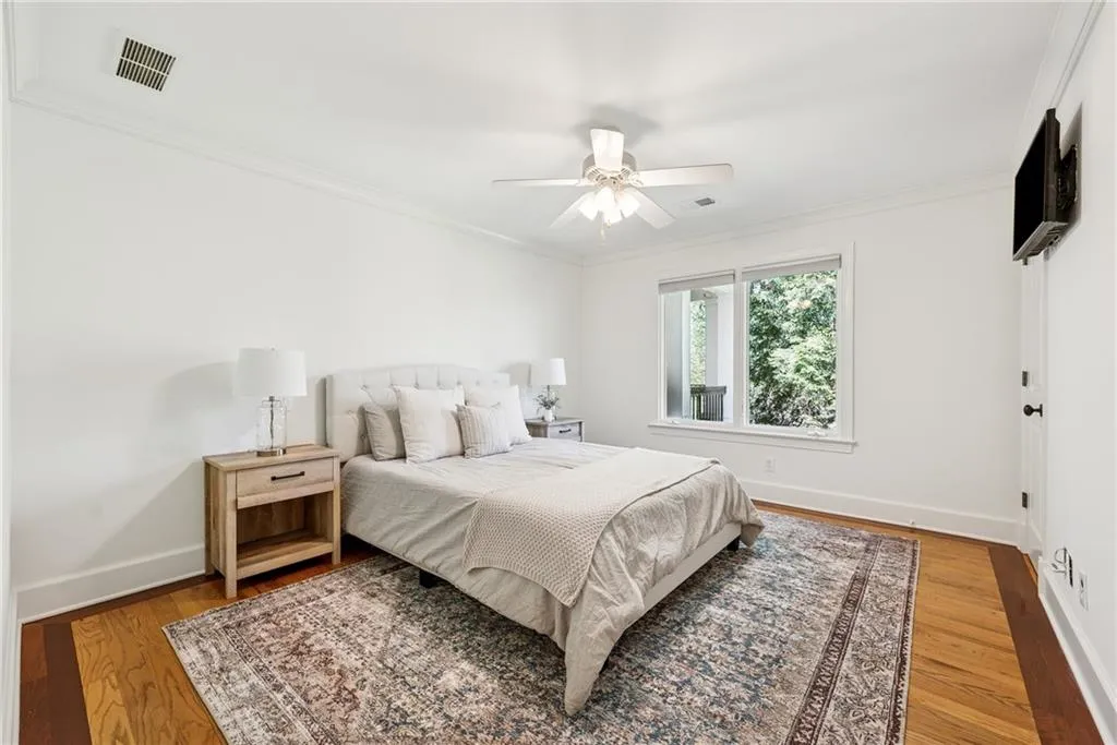 Marietta, Georgia 30066, United States, 6 Bedrooms Bedrooms, ,6 BathroomsBathrooms,Residential,Active,110480