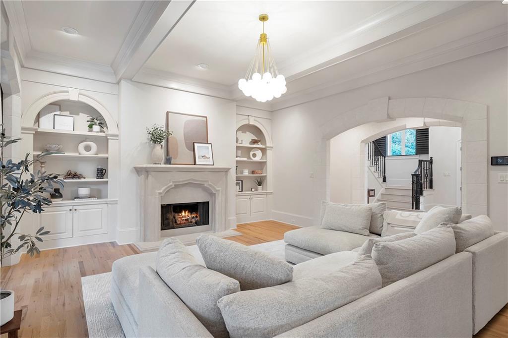 White Columns - Residential