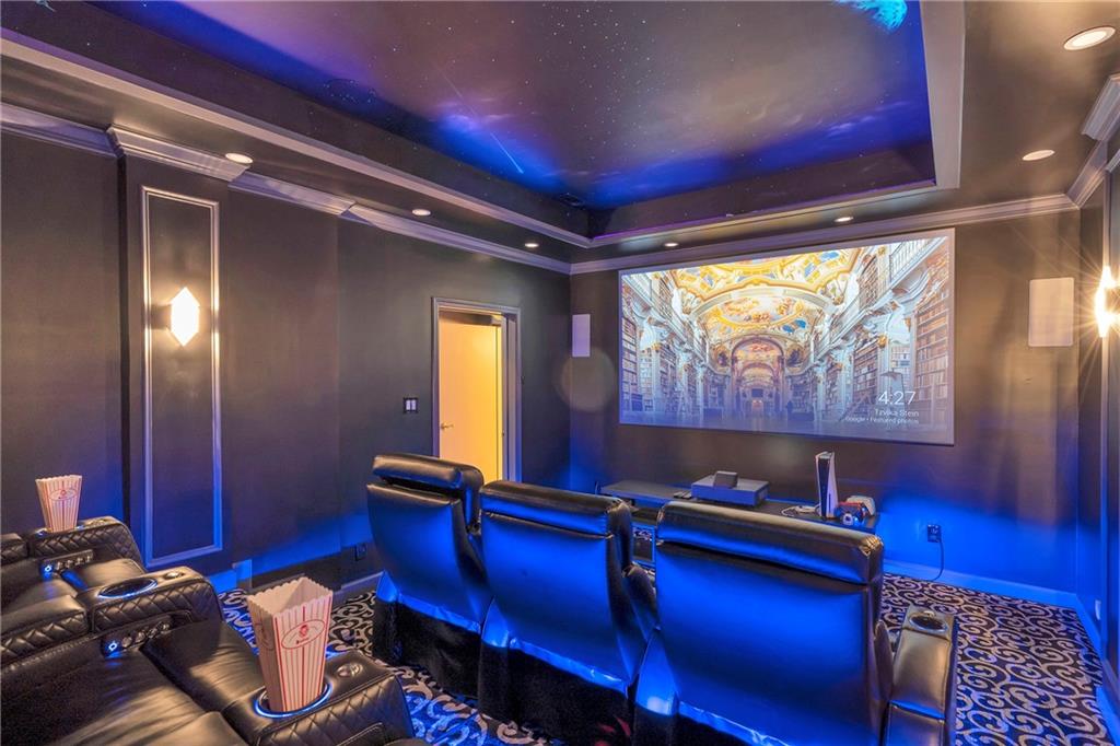 White Columns - Residential