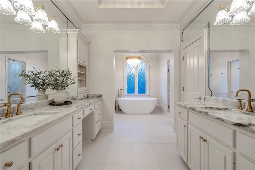 White Columns - Residential