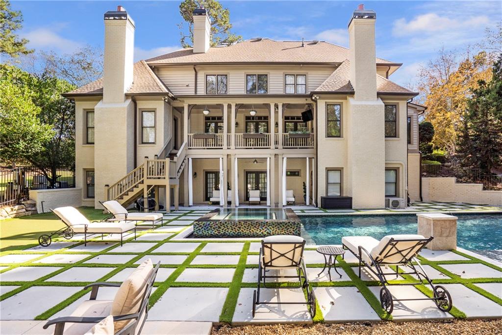 White Columns - Residential