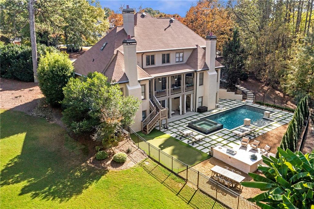 White Columns - Residential