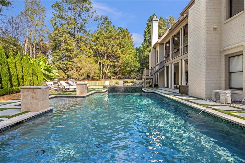 White Columns - Residential