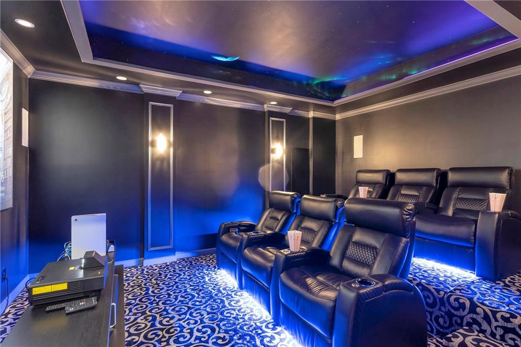 White Columns - Residential